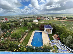La Perla Montaña Tanger